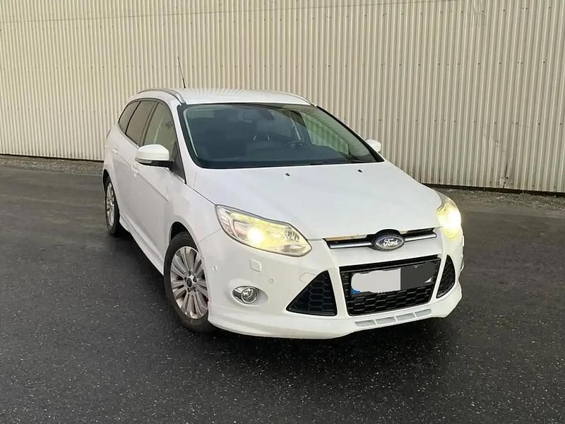 Occasion Ford Focus Titanium 156 ch (114 kW) 2013 Blanc Break
