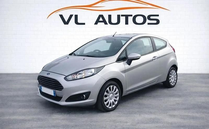 Occasion Ford Fiesta 61 ch (44 kW) 2015 Gris Citadine