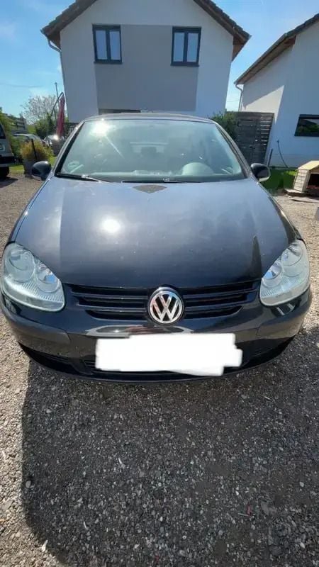 Utilisé 2004 VW Golf IV Edition Berline | 3 250 € (Prix assez cher) - Image 1/4
