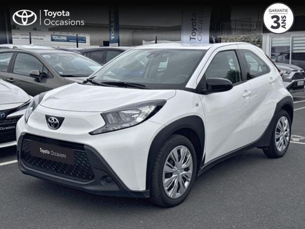 Blanc Utilisé 2023 Toyota Aygo Citadine | 13 990 € (Prix juste) - Image 1/4