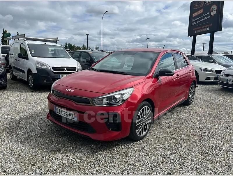 Rouge Occasion 2022 Kia Rio GT-Line Berline | 16 990 € - Image 1/4