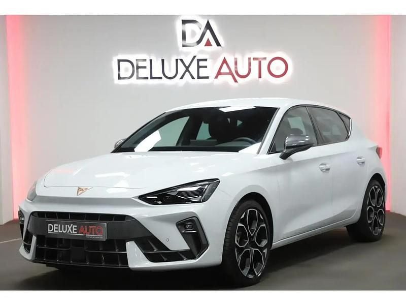 Blanc Utilisé 2024 Cupra Leon Berline | 34 990 € (Prix juste) - Image 1/4