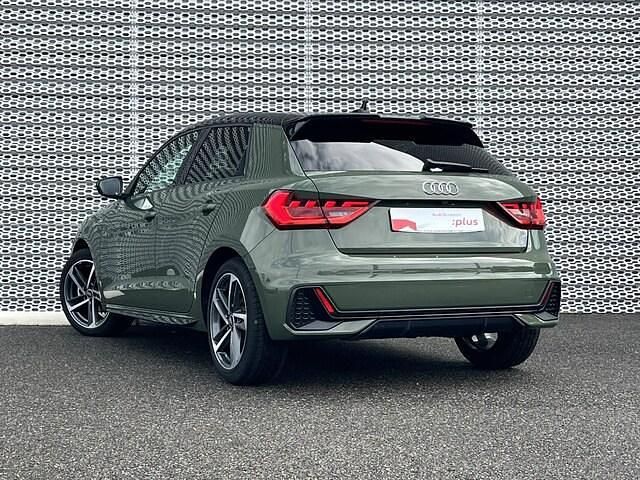 Occasion Audi A1 Sportback S-line plus 116 ch (85 kW) 2025 Vert district métallisé noir mythe métallisé Citadine
