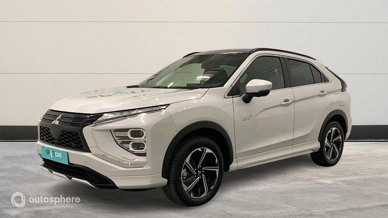 Blanc Nouvelle 2024 Mitsubishi Eclipse Cross Instyle SUV | 32 999 € - Image 1/4