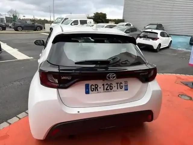 Occasion Toyota Yaris Hybrid Business Edition 2023 Blanc Berline