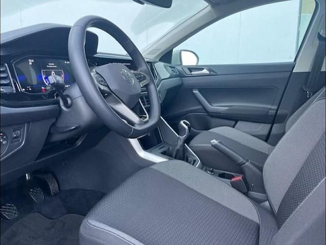 Image 3/4