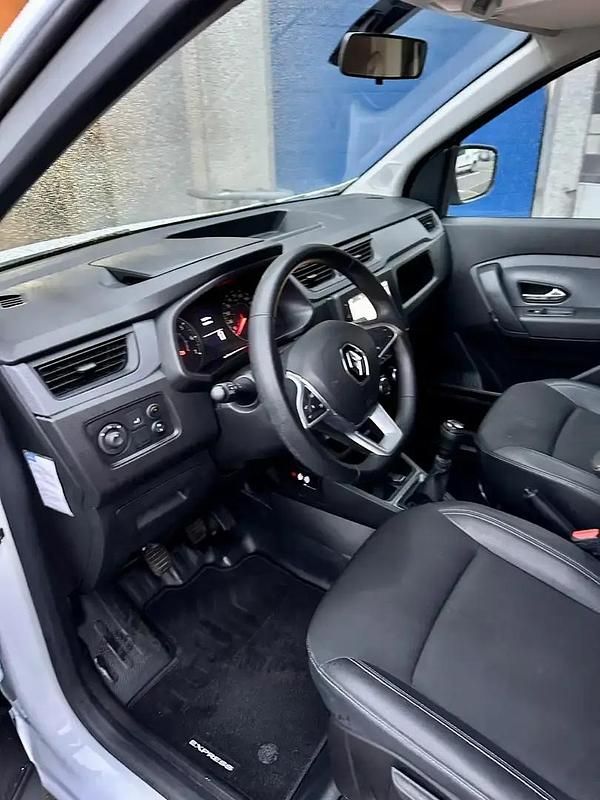 Utilisé 2022 Renault Express Van | 12 900 € - Image 1/4