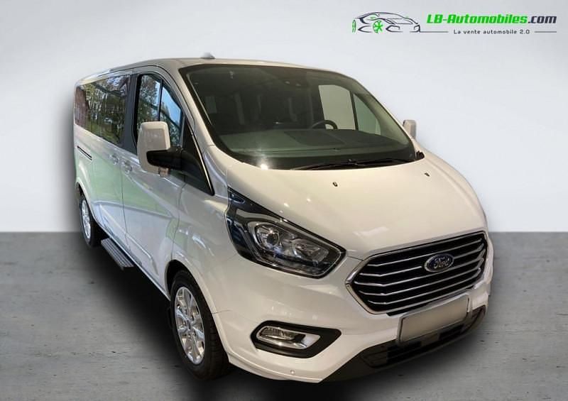 Utilisé 2023 Ford Tourneo Van | 50 600 € (Prix juste) - Image 1/4
