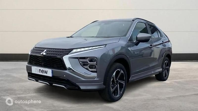 Blanc Nouvelle 2024 Mitsubishi Eclipse Cross Intense SUV | 31 499 € - Image 1/4