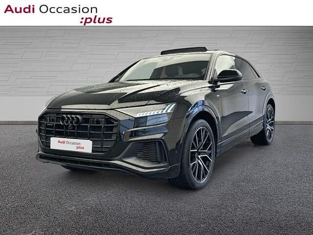 Noir mythe métallisé Utilisé 2023 Audi Q8 S-Line SUV | 82 900 € (Prix juste) - Image 1/4