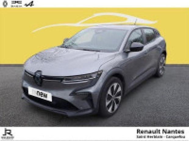 Gris Utilisé 2022 Renault Mégane Evolution Berline | 22 990 € (Prix juste) - Image 1/4
