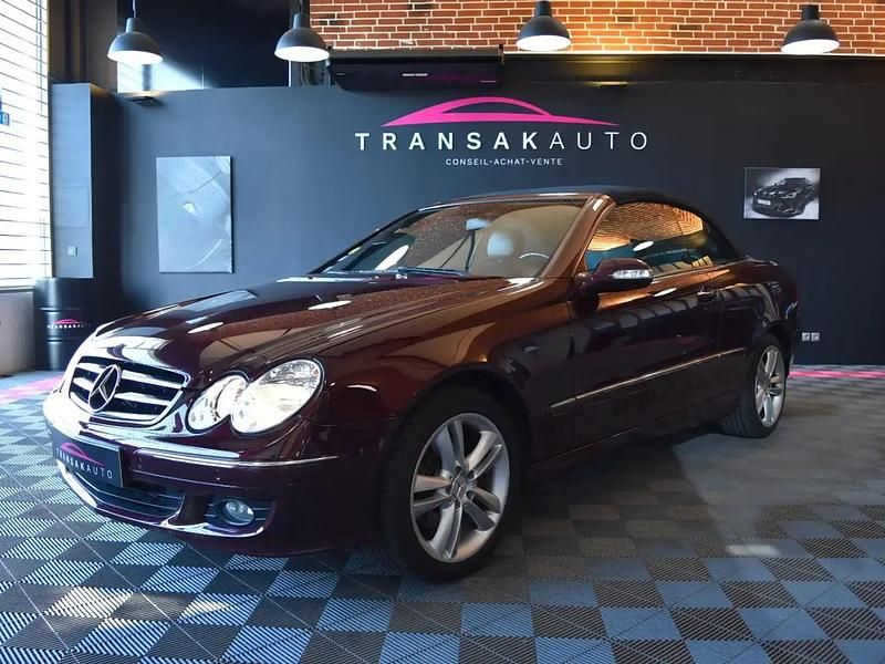 Rouge Occasion 2007 Mercedes CLK200 Avantgarde Cabriolet | 10 990 € - Image 1/4