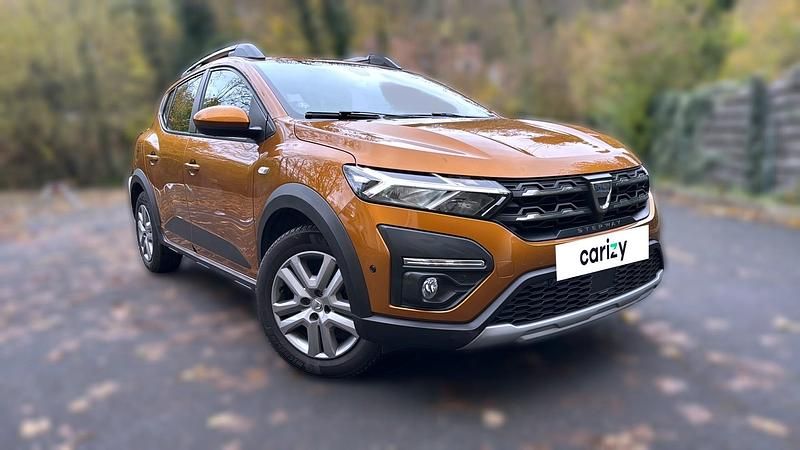 Occasion Dacia Sandero Comfort 101 ch (74 kW) 2022 Orange Berline