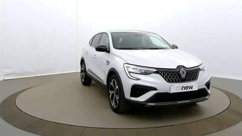 Blanc Utilisé 2024 Renault Arkana Techno SUV | 26 490 € (Prix juste) - Image 1/4