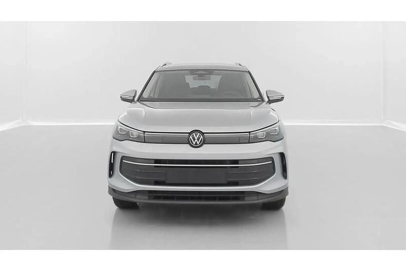 Gris Nouvelle 2025 VW Tiguan Life SUV | 40 200 € (Bon prix) - Image 1/4