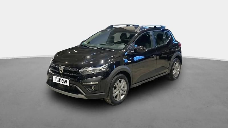 Noir Utilisé 2022 Dacia Sandero Comfort Citadine | 13 990 € (Prix juste) - Image 1/4