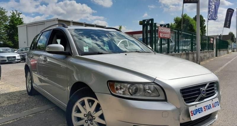 Utilisé 2008 Volvo V50 Break | 1 990 € - Image 1/4