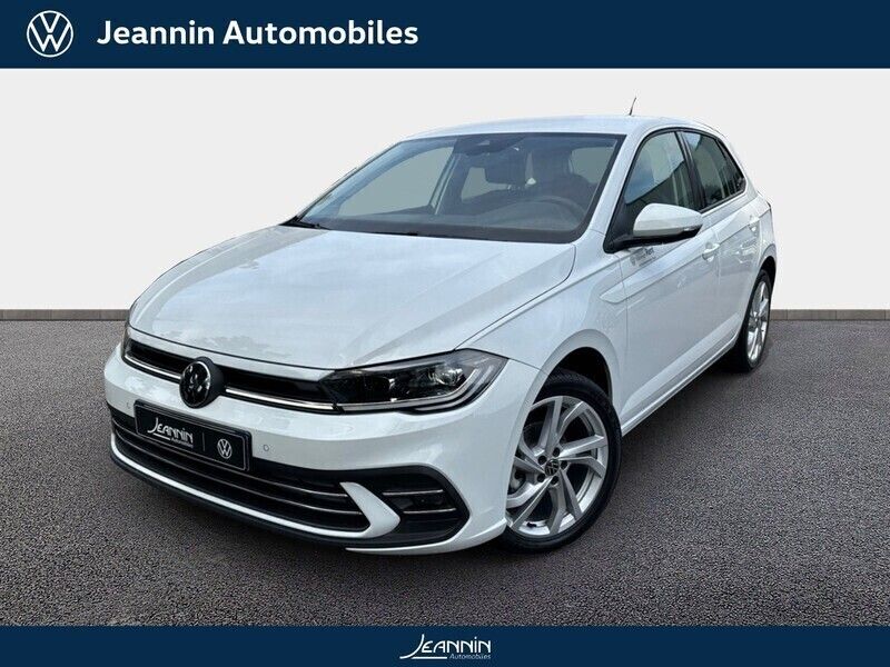 Blanc Utilisé 2024 VW Polo Style Berline | 22 700 € (Prix assez cher) - Image 1/4
