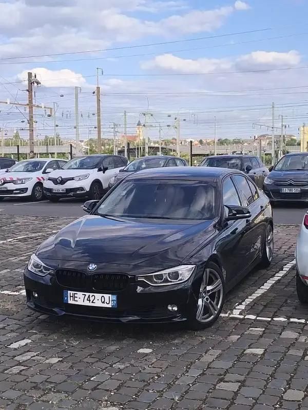 Utilisé 2012 BMW 320 Sport Line Berline | 12 500 € (Prix juste) - Image 1/4