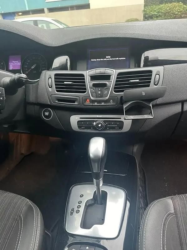 Gris Utilisé 2014 Renault Laguna III Bose Edition Berline | 6 500 € (Prix juste) - Image 1/4