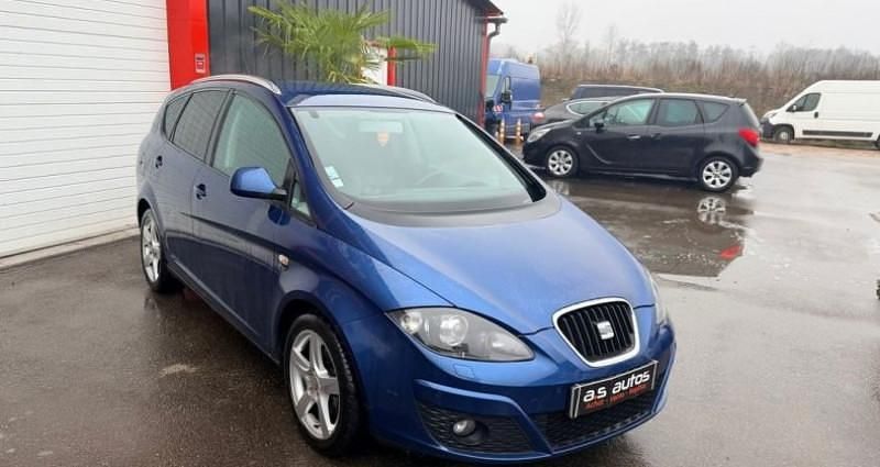 Occasion Seat Altea XL 162 ch (119 kW) 2013 Bleu Monospace