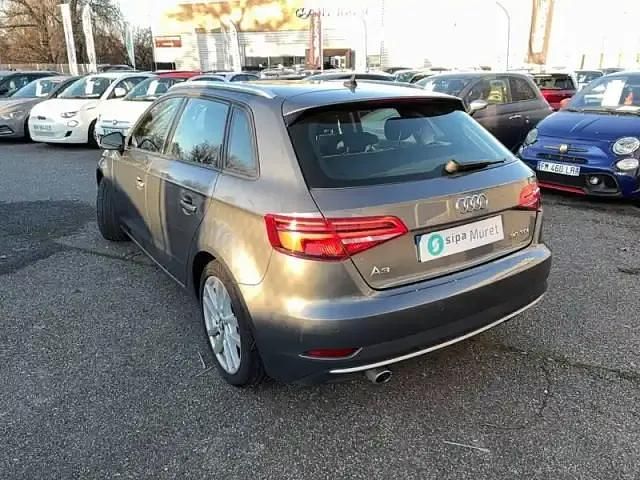 Occasion Audi A3 Sport 116 ch (85 kW) 2019 Gris Berline