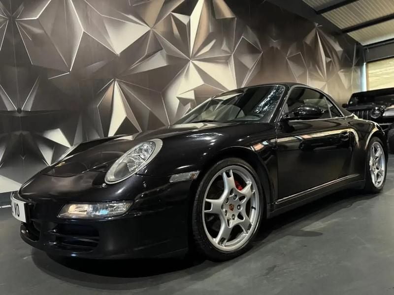 Noir Utilisé 2005 Porsche 911 Carrera 4S Berline | 65 997 € - Image 1/4