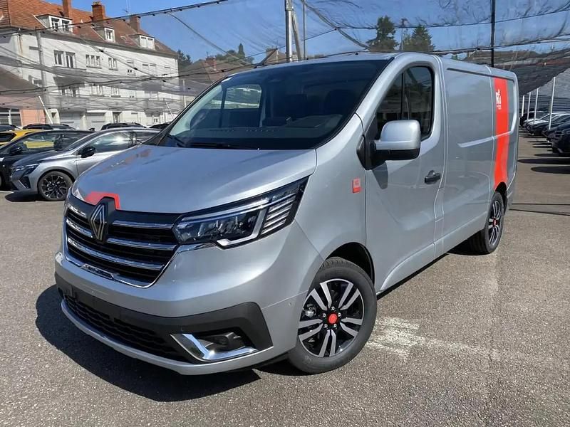 Gris Nouvelle 2025 Renault Trafic Van | 36 590 € (Prix juste) - Image 1/4