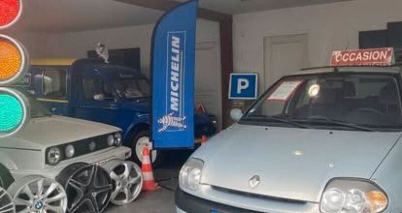 Utilisé 2000 Renault Clio II Citadine | 4 990 € (Prix juste) - Image 1/4