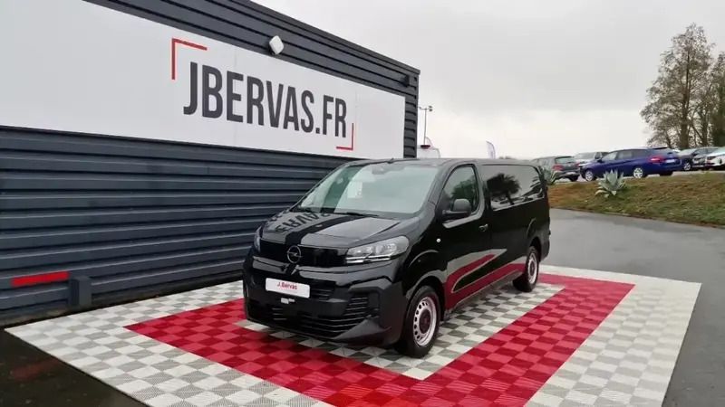 Noir Nouvelle 2024 Opel Vivaro Van | 30 990 € (Prix juste) - Image 1/4