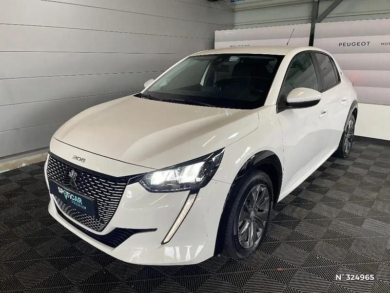 Utilisé 2021 Peugeot e-208 Business-Line Citadine | 12 490 € (Bon prix) - Image 1/4
