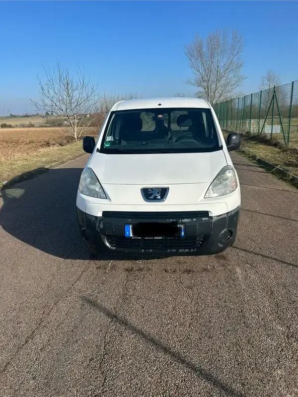 Utilisé 2010 Peugeot Partner Monospace | 8 000 € (Prix assez cher) - Image 1/4