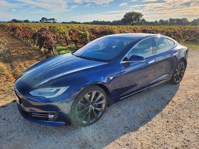 Occasion Tesla Model S Long Range AWD 416 kW (566 ch) 2019 Bleu Citadine