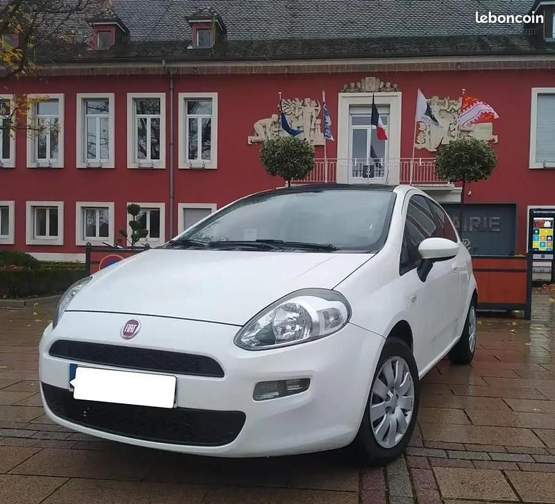 Blanc Utilisé 2013 Fiat Punto Citadine | 5 500 € (Prix juste) - Image 1/4