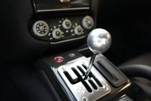 Image 2/4