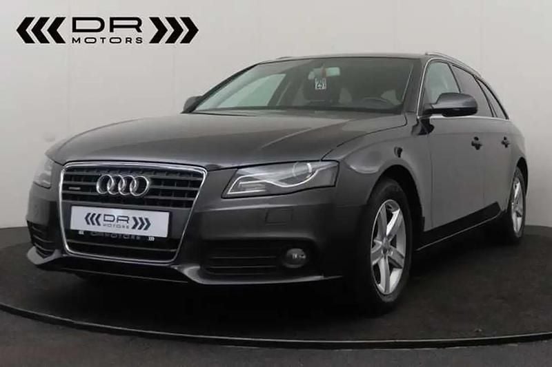 Noir Occasion 2011 Audi A4 Break | 5 495 € (Prix juste) - Image 1/4