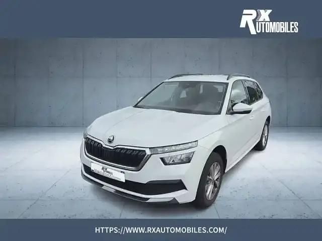 Blanc Utilisé 2023 Skoda Kamiq Ambition SUV | 17 890 € (Bon prix) - Image 1/4