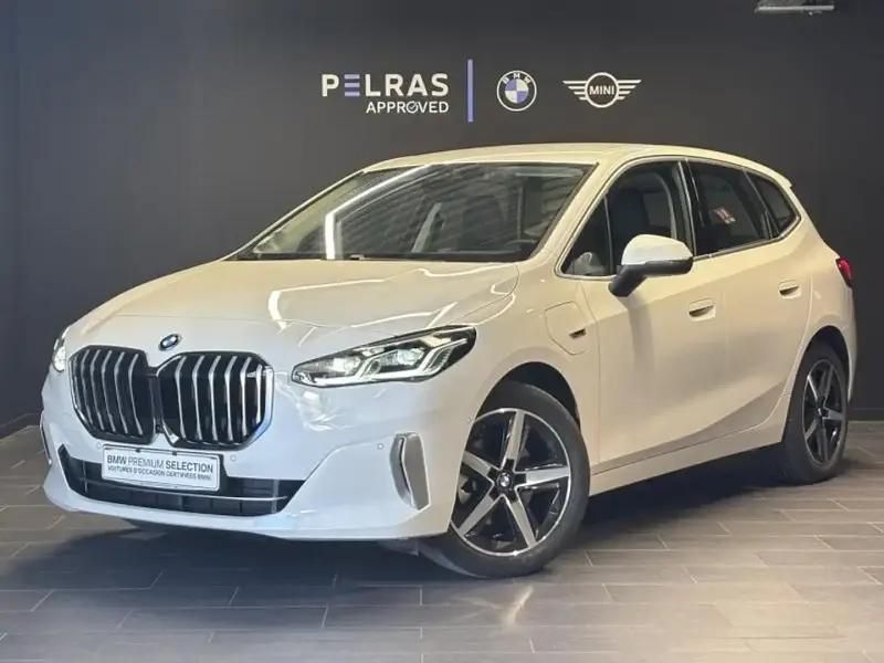 Blanc Utilisé 2023 BMW 225 Luxury Line Monospace | 38 990 € (Prix juste) - Image 1/4