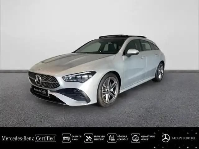 Argent hightech métallisé Utilisé 2025 Mercedes CLA200 Shooting Brake AMG line Break | 49 490 € (Prix cher) - Image 1/4