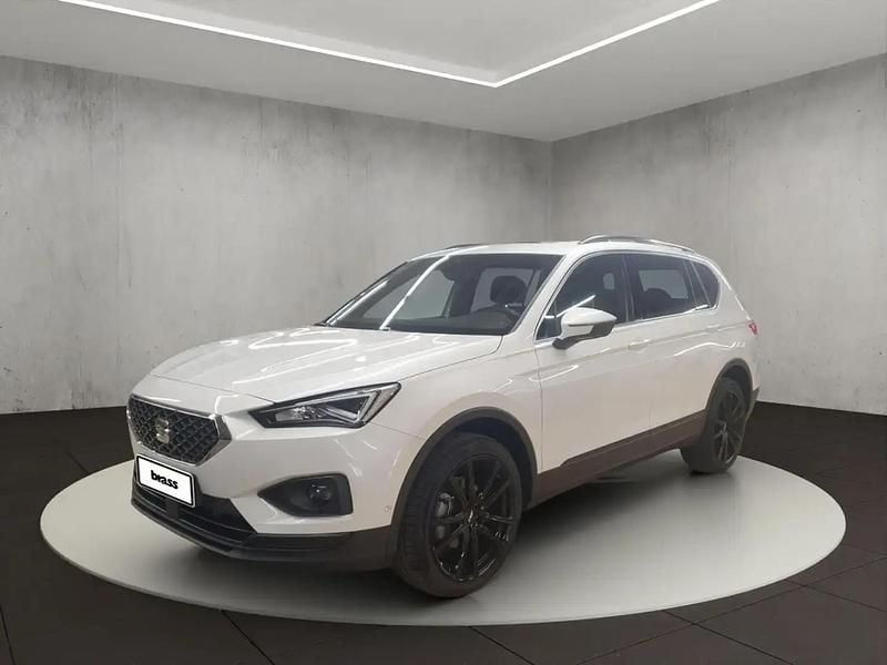 Blanc Utilisé 2025 Seat Tarraco Style SUV | 40 450 € (Prix juste) - Image 1/4