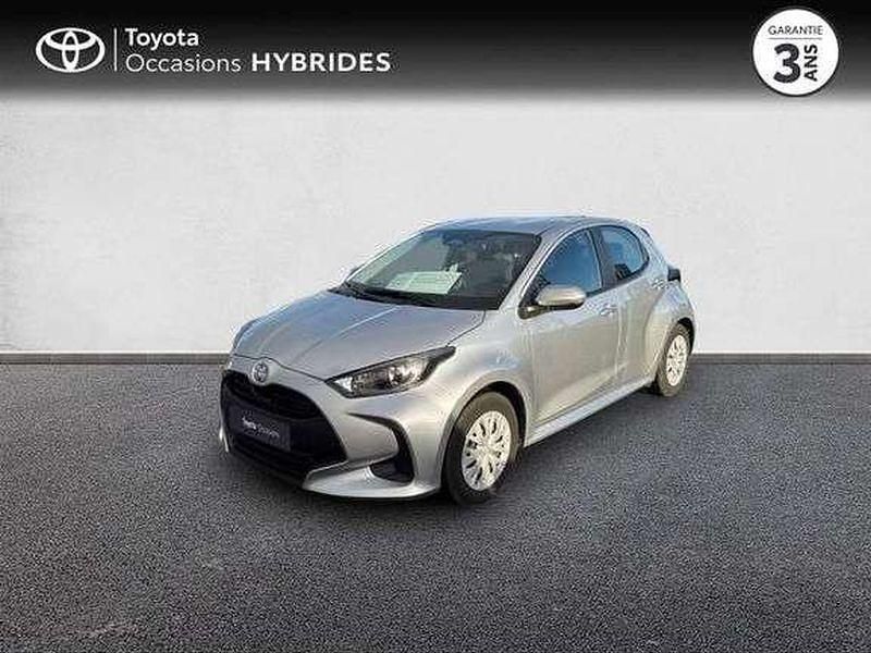 Occasion 2025 Toyota Yaris Hybrid Business Edition Berline | 21 490 € (Prix juste) - Image 1/1