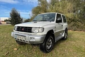 Blanc Occasion 1998 Mitsubishi Pajero SUV | 9 900 € - Image 1/4