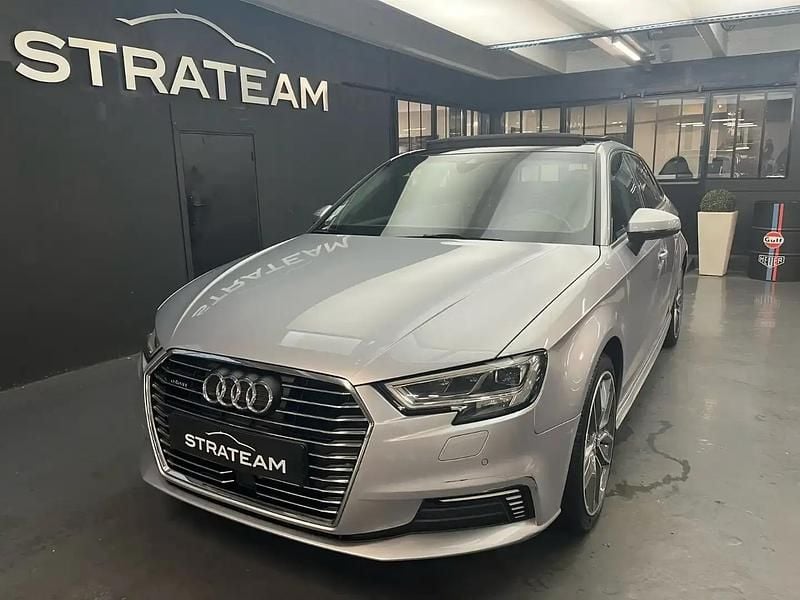 Gris Utilisé 2020 Audi A3 Design Berline | 23 490 € (Super prix) - Image 1/4