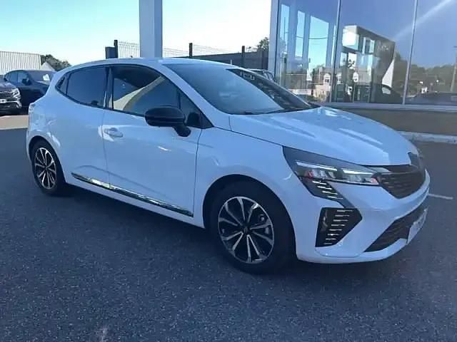 Blanc Utilisé 2024 Renault Clio V Techno Berline | 21 490 € (Prix assez cher) - Image 1/4