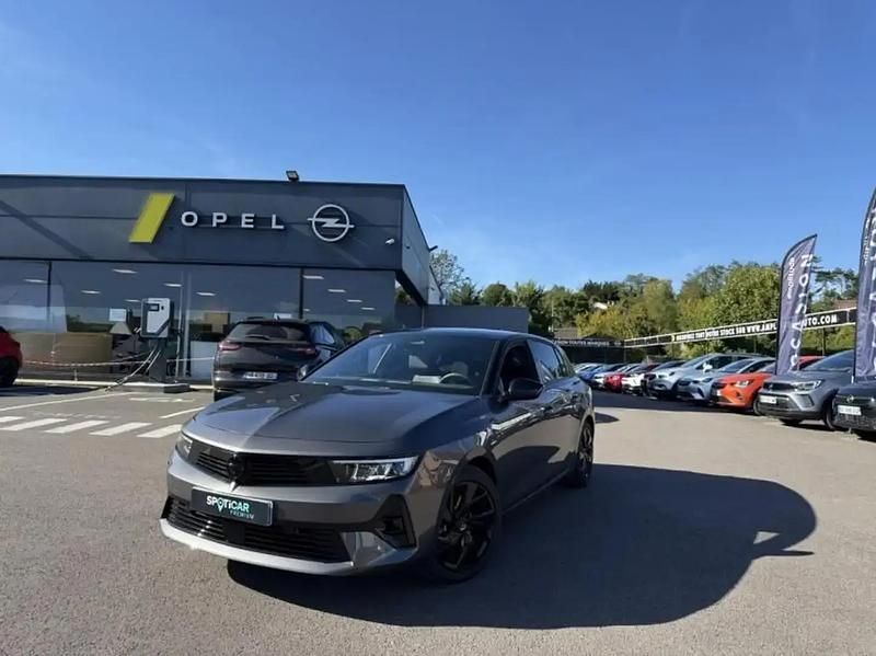 Noir Occasion 2025 Opel Astra Berline | 29 499 € (Bon prix) - Image 1/4