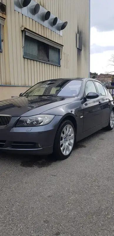 Utilisé 2008 BMW 330 Berline | 12 700 € - Image 1/4