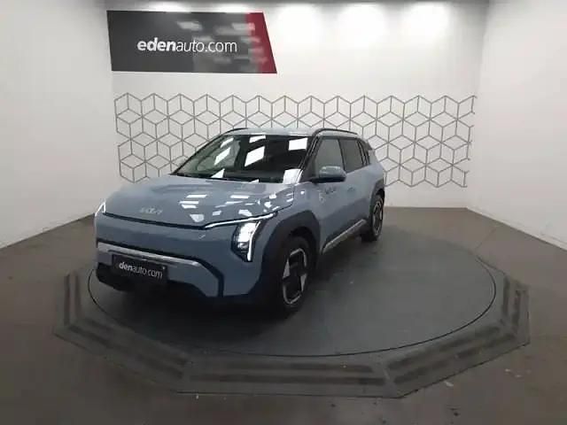 Bleu givre Occasion 2025 Kia EV3 SUV | 35 880 € (Prix juste) - Image 1/4