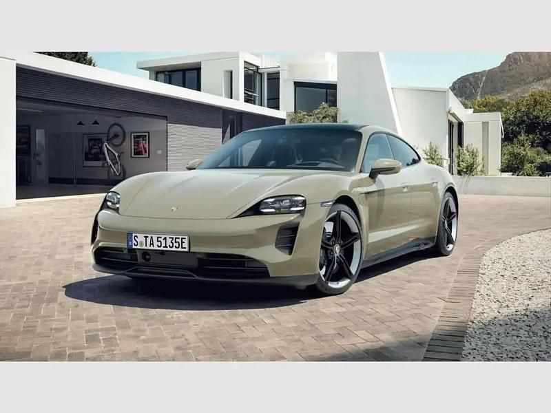 Vert Utilisé 2024 Porsche Taycan GTS Berline | 102 461 € (Bon prix) - Image 1/4