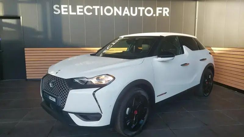 Blanc Utilisé 2020 DS Automobiles DS3 Crossback E-Tense Performance SUV | 29 990 € - Image 1/4