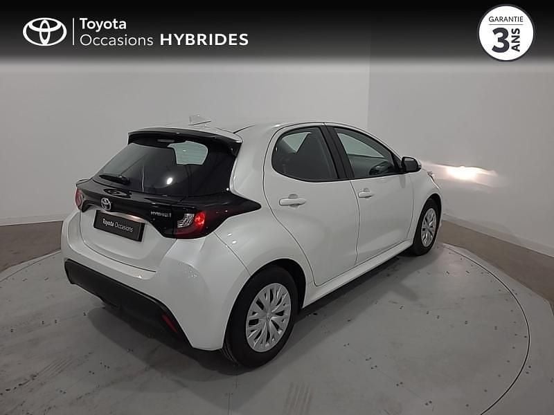 Occasion Toyota Yaris Hybrid 92 ch (67 kW) 2022 Blanc Berline